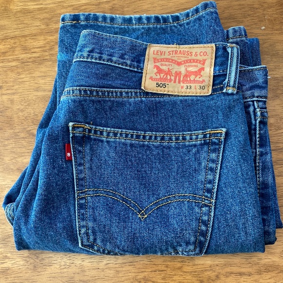 Levi Jeans - Picture 1 of 4